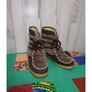 Vintage CASUAL COMFORT Faux Sherpa Lined Trimmed Boots Size 9